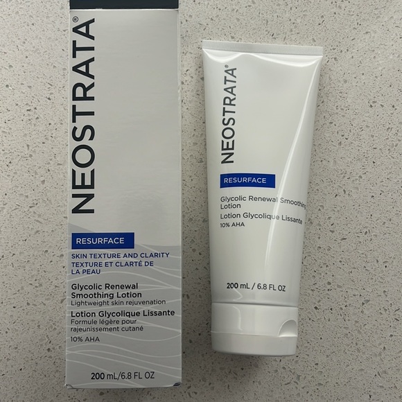Neostrata Resurface Lotion - Picture 2 of 2